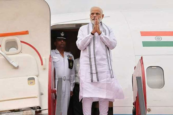 215518_bangladesh_pratidin_modi