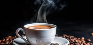 অতিরিক্ত কফি পানে কি স্বাস্থ্যঝুঁকি বাড়তে পারে?
