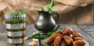 ইফতারে খেজুর ভেজানো পানি পানের উপকারিতা