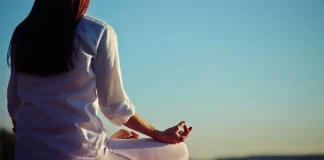 সারাক্ষণ দুশ্চিন্তায় ভোগেন? মন ভালো রাখবেন যেসব কৌশলে