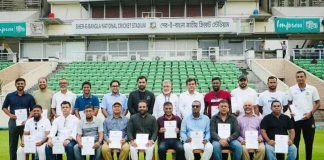 বিসিবির লেভেল-থ্রি কোচ কোর্সের সনদ বিতরণ করলেন তামিম