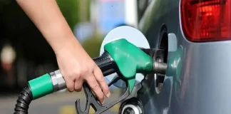 তেলের কালোবাজারি এখন অনলাইনে, জড়িত ৩০০ চক্র