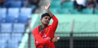 ম্যাচ জয়ে বোলারদের কৃতিত্ব দেখছেন মেহেদী