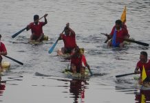 খুলনার ময়ূর নদে প্রাণ ফেরানোর আহ্বানে ভেলা বাইচ