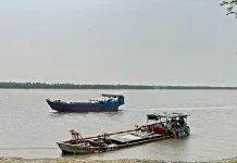 ইজারার মেয়াদ শেষেও বালু উত্তোলন