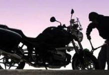 খুলনায় চুরি হওয়া বাইক বাগেরহাটে উদ্ধার, ক্রয় করেন পুলিশ সদস্য