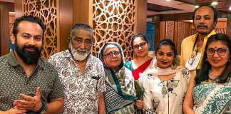 গতকাল ভিডিও কলে কথা বলেছেন, আজ বন্যা মির্জা জানালেন, ‘বাবা আর নেই’