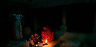 বাড়ছে লোডশেডিং, গ্রামাঞ্চলে দুর্ভোগ চরমে