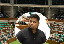 ট্যাক্স ফ্রি গাড়ি নেবো না, আমরা সরকারি গাড়ি চেয়েছি: হাসনাত