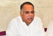 বিশ্ববাজারে দ্বিগুণ হলেও দেশে তেলের দাম সামান্য বেড়েছে : জ্বালানিমন্ত্রী