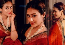 মুগ্ধতায় কুসুম শিকদার