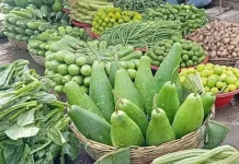 নগরীর বাজারে বেড়েছে সবজির দাম