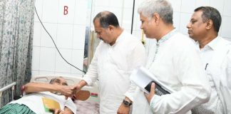 প্রবীণ সাংবাদিকদের অবসর ভাতা বাস্তবায়নে কাজ করছে সরকার : তথ্যমন্ত্রী