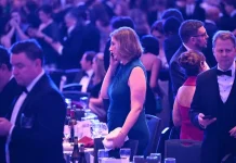 ট্রাম্পের অনুষ্ঠানে বন্দুকধারী কীভাবে ঢুকেছিলেন, বলরুমে কী ঘটেছিল