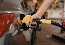 জ্বালানি তেলের দাম লিটারে ১৫ থেকে ২০ টাকা পর্যন্ত বাড়ল