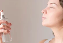 গরমে ত্বকের যত্নে গোলাপ জল ব্যবহার কেন জরুরি?