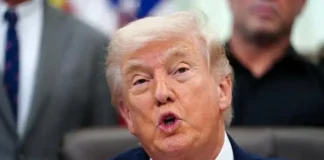 হরমুজে মাইন বসাতে দেখলেই গুলির নির্দেশ ট্রাম্পের