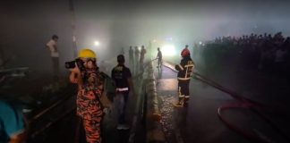 দ্রুত ছড়াচ্ছে কালশী বস্তির আগুন, পানি সংকটে ফায়ার সার্ভিস