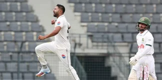শেষ বিকালে আউট মুমিনুল, ১৫৬ রানের লিড বাংলাদেশের