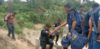 জঙ্গল সলিমপুরে অভিযান// যোগাযোগ ব্যবস্থায় সমস্যার সুযোগে পালিয়েছে সন্ত্রাসীরা: র্যাব