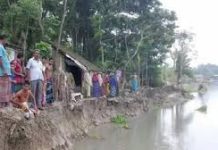 কপোতাক্ষের রাক্ষুসী গ্রাসে ভিটেমাটি হারিয়ে নিঃস্ব ১০টি গ্রাম কয়েক হাজার পরিবার