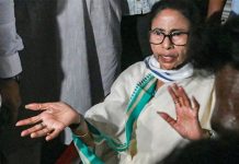 বিধানসভা ভেঙে দিলেন রাজ্যপাল, আর মুখ্যমন্ত্রী নন মমতা