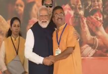 পশ্চিমবঙ্গের মুখ্যমন্ত্রী হিসেবে শপথ নিলেন শুভেন্দু অধিকারী