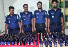 সাতক্ষীরার দেবহাটা থেকে ২৩৪ বোতল ফেনসিডিল জব্দ