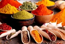 ঈদের আগে চোখ রাঙাচ্ছে মসলার বাজার