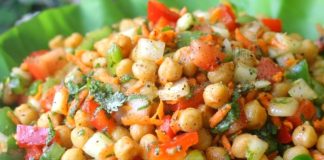 ওজন কমাতে দারুণ উপকারী ছোলার প্রোটিন সালাদ