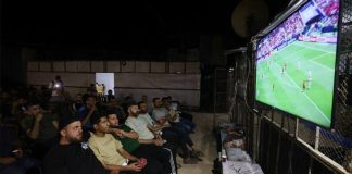 গাজায় ধ্বংসস্তূপের মাঝে বিশ্বকাপের স্পন্দন