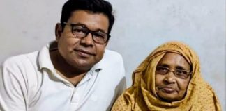 আইসিইউতে মনির খানের মা