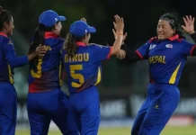 নারী ক্রিকেটে ‘টাইমড আউট’, প্রথম বলেই দুই উইকেটের ঘটনা