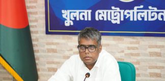 হেডকোয়ার্টার্সে রিপোর্ট করতে যাওয়ার পথে দুর্ঘটনার শিকার খুলনার সেই পুলিশ কর্মকর্তা