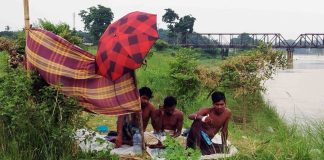 রৌমারী সীমান্তে ১৩ দিন ধরে শূন্যরেখায় ৩ যুবকের মানবেতর জীবন
