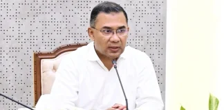 প্রতিষ্ঠানের নাম পাল্টে মায়ের নাম দিতে রাজি হননি প্রধানমন্ত্রী