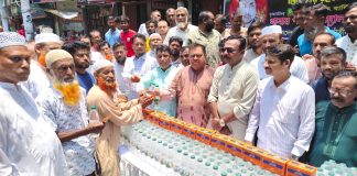 মহানগর তাঁতীদলের উদ্যোগে জিয়াউর রহমানের শাহাদাৎ বার্ষিকী পালন, পানি ও স্যালাইন বিতরণ