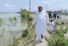ত্রাণের টাকা নিয়েছেন জামায়াত এমপির এপিএস-স্বজন ও দলের নেতাকর্মীরা