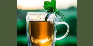 গরমে পেটের সমস্যা কমাবে যে পানীয়