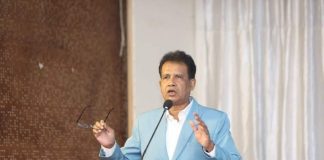 মন্ত্রিসভার আকার বাড়ছে: তালিকায় খুলনার আজিজুল বারী হেলাল!