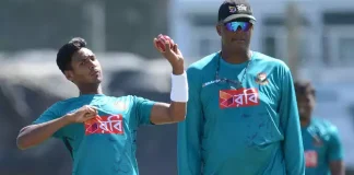 বাংলাদেশ সিরিজের মাঝপথেই জিম্বাবুয়ের বোলিং কোচ ওয়ালশ