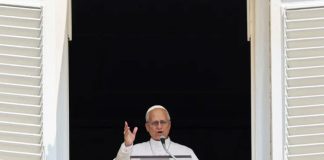 পোপের অনুমতি ছাড়া বিশপ নিয়োগ, ৬ ধর্মযাজককে বহিষ্কার