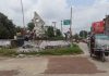 ঝিনাইদহে অপসারণ হচ্ছে যান চলাচলে বাধা সৃষ্টি করা চত্বর