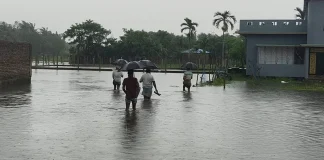 টানা বৃষ্টিতে কক্সবাজারের ১০ উপজেলা প্লাবিত, পাহাড়ধসে আরও একজনের মৃত্যু
