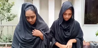 অটোরিকশা ছিনতাই করছিলেন দুই নারী, জনতার হাতে ধরা