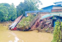 ক্ষতিগ্রস্ত ২২ হাজার ঘরবাড়ি