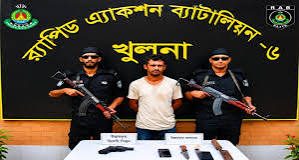 নগরীতে র্যাবের অভিযান রিভলবারসহ টাইগার গ্রুপের রবিউল গ্রেপ্তার