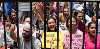 জেন-জি বিক্ষোভ ঠেকাতে মোদি সরকারের নতুন কৌশল!