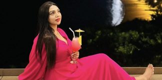 মানুষ যখন ধারণা করে চরিত্রের প্রশ্ন তোলে খুব কষ্ট হয়: প্রভা