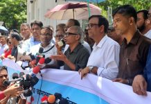 ’বিচারকক্ষে সাংবাদিকদের ঢুকতে না দেওয়া সংবিধানের লঙ্ঘন’